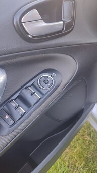 Ford SMax 2.0 TDCi 103 kW, bez DPF filtru - 13