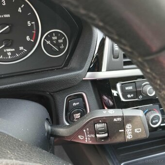 BMW 320 D Touring AUT,tažné - 13