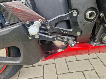 YAMAHA R1 R.V.2008   OKRUHOVKA - 13