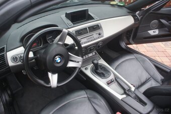 BMW Z4 2.5i (141kw) manuál, dovoz DE, XENONY, SUPER STAV - 13