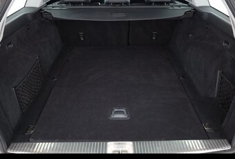 Prodám Mercedes - Benz E300 CDI (W212) – 170 kW - 13