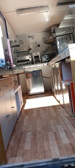 Pojízdná prodejna Food Truck top stav Saris - 13