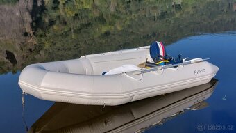 Motorový člun 3,65 m pro 4 osoby plus motor Yamaha - 13