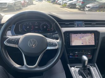 Volkswagen Passat b8 rok 2021.  2.0d Dsg 110 kw - 13