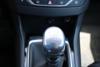 Peugeot 308, 1,5BlueHdi 75KW, ČR, SERVISKA, r.v. 2019 - 13