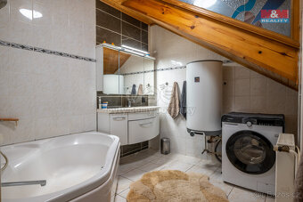 Prodej rodinného domu, 273 m², Strakonice, ul. U Hajské - 13