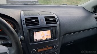 Toyota Avensis Kombi ADT270 - 13