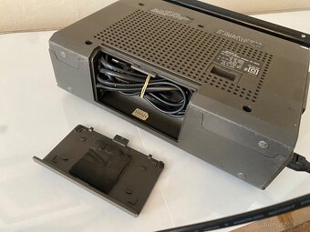 Radiomagnetofon Sony CF-160L, rok 1975 - 13