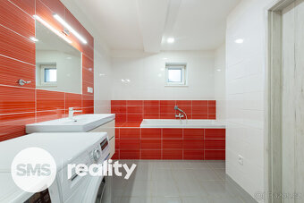 Prodej novostavby rodinného domu 4+kk, 182 m2 - 13