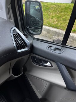 Ford Tourneo Custom 2.2tdci 114kW 8-MÍST, L2, KŮŽE, tažné - 13