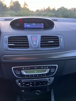 RENAULT MEGANE 1.6 74KW COMBI - 13