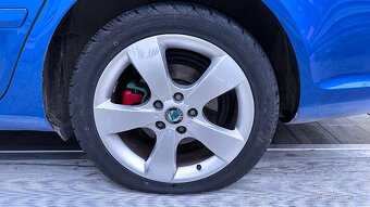 Vůz na náhradní díly Škoda Octavia 2 RS kombi 2006 BWA GVT L - 13