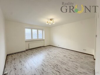 Prodej bytu 2+1 s balkónem, 60 m2 - Karviná - Nové Město - 13
