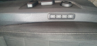 Škoda Superb, 2.0 TDI 110kW / DSG / Navi / TOP stav - 13