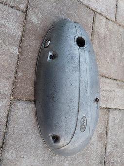 Jawa 250 kyvacka - kryt motoru - 13
