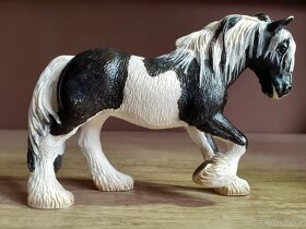 SCHLEICH aj.Koně SBĚRATELSKÉ FIGURKY 1 - 13