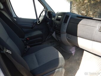 Volkswagen Crafter 2.0 TDI, ČR, 7 MÍST, VALNÍK - 13