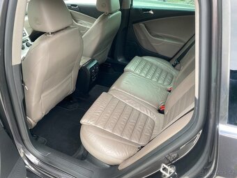 Volkswagen Passat Variant 2.0 TDI Highline - 13