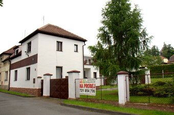 Prodej rod. domu se zahradou, Nýřany, Husova ul. - 13