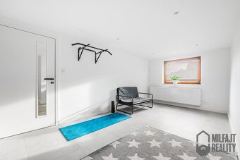 Prodej velkorysého domu 6+kk, wellness, 2x garáž, Tanvald -  - 13