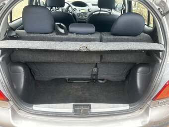 Toyota Yaris 1.0 VVT 5dv, r.v.12/2005, 48kW, dálniční známka - 13
