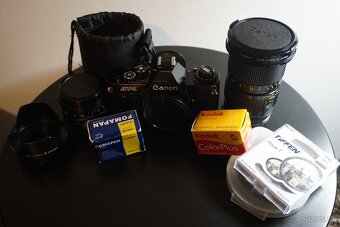 Canon AV-1 + 2 objektivy Canon FD - 13