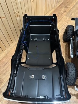 Traxxas Trx 4 Ford Bronco 79 - 13