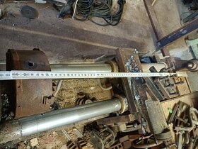 SLEVA Prodám soustruh na dřevo a kov+ frézovací přípravek - 13