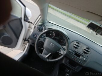 Prodám Seat ibiza 1.2benzin 63KW r.v.2014 - 13