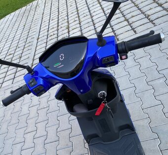 Elektroskutr bez ŘP Elektropower Nova M3 - 13