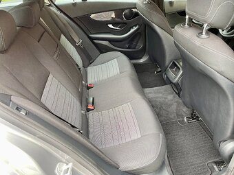 Mercedes - Benz C220cdi/125kw, pěkný vůz - 13