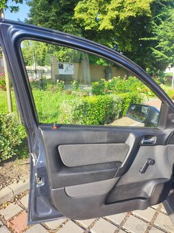 Opel Astra caravan classic II 16V(AC) 160k km najeto - 13