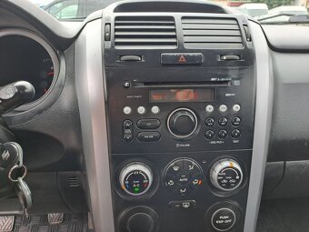 Suzuki Grand Vitara 1.6i 16V 4x4 - 13