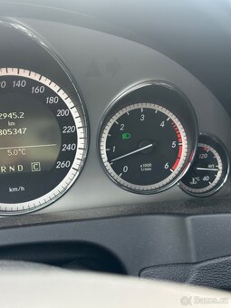 Mercedes Benz E coupe 350cdi, AMG paket, 170kW, 2. Majitel - 13