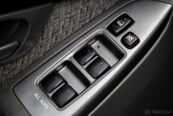 Toyota Land Cruiser 3.0D 122kw 6-st manual 2006 - 13