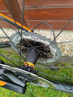 SCOTT SCALE 910 - osazeno komplet Shimano XT - hmotnost 10kg - 13