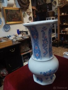 Starožitná porcelánová váza - 13