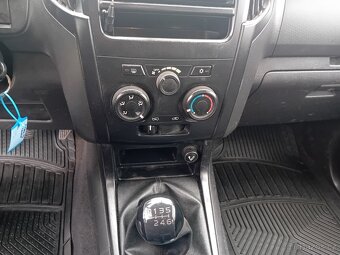 Isuzu D-max Space Cab Custom 4WD - 13