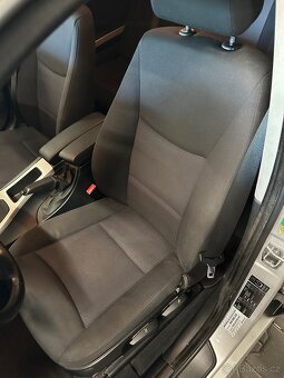BMW 318D 2.0d E91 2011 CZ Automat Xenon Serviska - 13