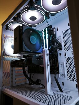 KOMPLET HERNI PC SESTAVA AM5 RYZEN 5 7500F RTX 5060 záruka - 13