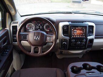 2015 Dodge RAM 1500 3.0 Ecodiesel - 13