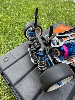 RC modely Yokomo a Kyosho včetně komplet všeho - 13