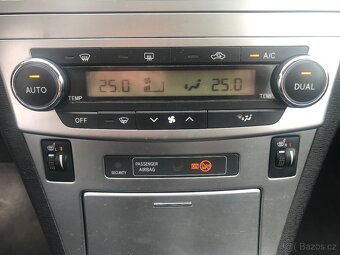 Toyota Avensis 2.0 D 91 KW,FACELIFT,ČR.. - 13