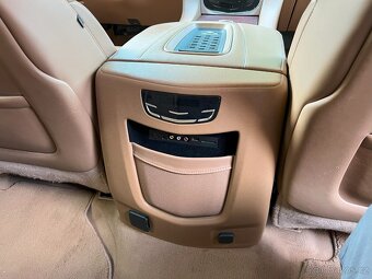 2016 Cadillac Escalade Platinum, 6.2L V8 - 13