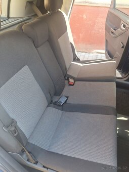 Opel Meriva A 1.6 - 13