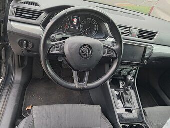 Škoda Superb 2.0 TDI XENON LED nová STK - 13