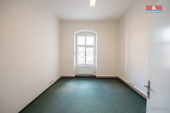 Pronájem kanceláří 95 m², Pardubice, ul. 17. listopadu - 13