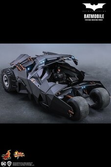 Hot toys Batman Batmobil 1/6 - 13