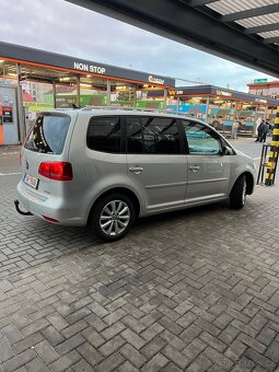 Volkswagen Touran 2.0TDI 125KWT DSG 7 mist - 13