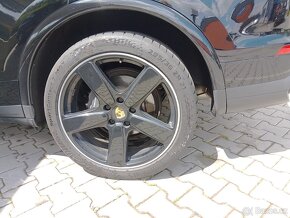 Porsche Cayenne Diesel Platinum Edition - 13